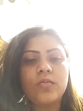 Snapshot of blue-berry07 chatting on 09.28.25 blue-berry07 online show from 09.28.25