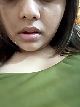 Snapshot of blue-berry07 chatting on 11.14.25 blue-berry07 online show from 11.14.25