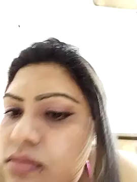 Snapshot of blue-berry07 chatting on 11.16.25 blue-berry07 online show from 11.16.25