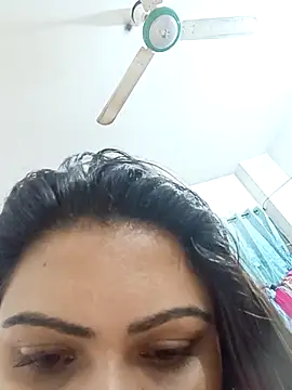 Snapshot of blue-berry07 chatting on 12.15.25 blue-berry07 online show from 12.15.25