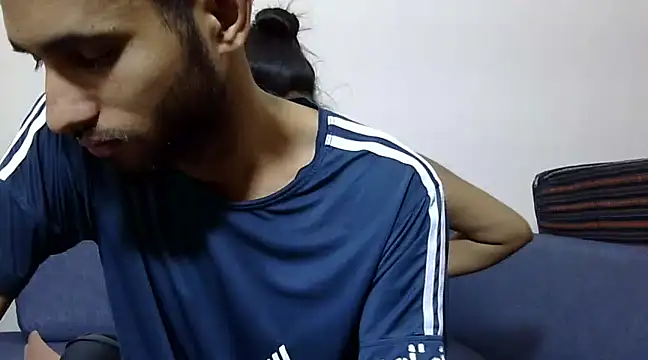 Snapshot of Queen_Couple chatting on 03.09.25 Queen Couple online show from 03.09.25