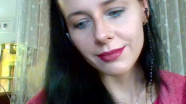 LuminousLady online show from 03.17.25