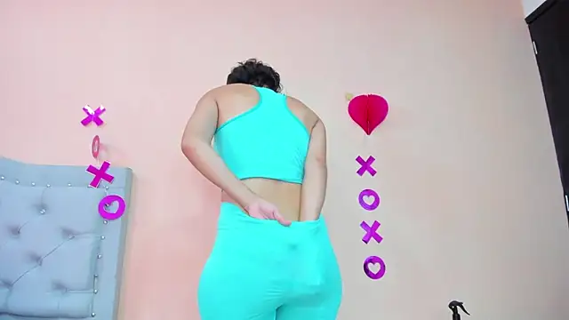 Snapshot of littletammy4u_ chatting on 02.27.25 littletammy4u online show from 02.27.25