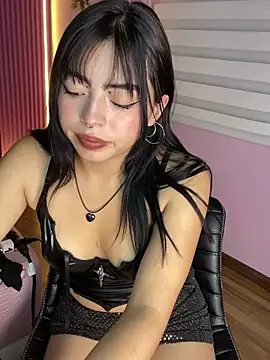 Snapshot of Valu_euphoria chatting on 02.08.25 Valu euphoria online show from 02.08.25