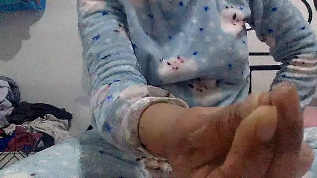 sharonlopez9611 online show from 02.14.26