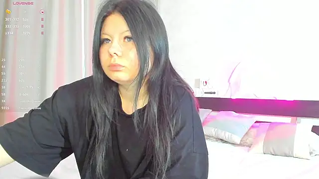 Snapshot of Amely_Li1 chatting on 03.16.25 Amely Li1 online show from 03.16.25