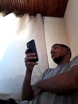 Mineirinho043 online show from 03.20.25