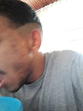 Mineirinho043 online show from 03.22.25