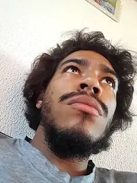 Mineirinho043 online show from 11.22.25