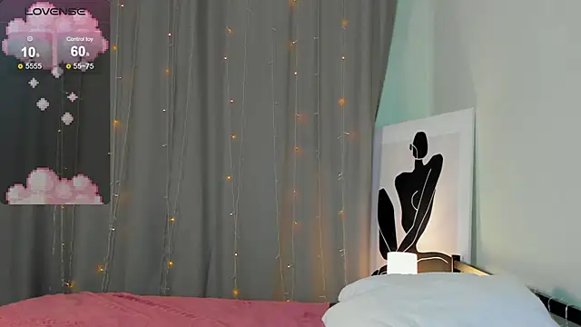 Mia Luw online show from 02.27.25