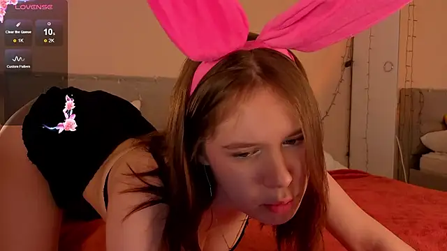 Mia Luw online show from 01.14.26