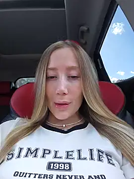 Snapshot of Pussy_Drive03 chatting on 03.22.25 Pussy Drive03 online show from 03.22.25