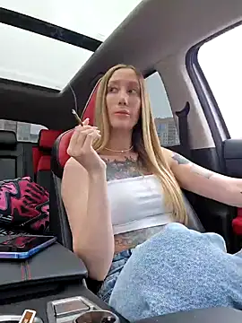 Snapshot of Pussy_Drive03 chatting on 03.23.25 Pussy Drive03 online show from 03.23.25