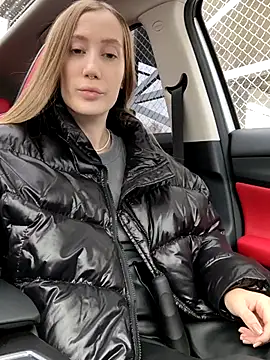 Snapshot of Pussy_Drive03 chatting on 10.03.25 Pussy Drive03 online show from 10.03.25