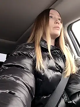 Snapshot of Pussy_Drive03 chatting on 10.04.25 Pussy Drive03 online show from 10.04.25