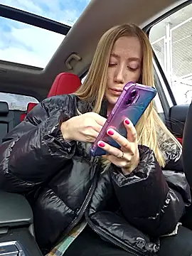 Snapshot of Pussy_Drive03 chatting on 10.13.25 Pussy Drive03 online show from 10.13.25