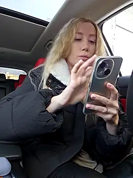 Snapshot of Pussy_Drive03 chatting on 11.22.25 Pussy Drive03 online show from 11.22.25