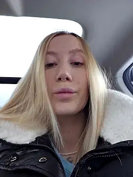 Snapshot of Pussy_Drive03 chatting on 11.25.25 Pussy Drive03 online show from 11.25.25