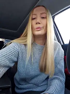 Snapshot of Pussy_Drive03 chatting on 12.21.25 Pussy Drive03 online show from 12.21.25