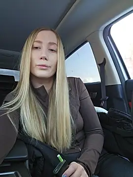 Snapshot of Pussy_Drive03 chatting on 03.01.26 Pussy Drive03 online show from 03.01.26