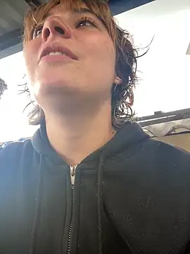 Maggie Geller online show from 04.04.26