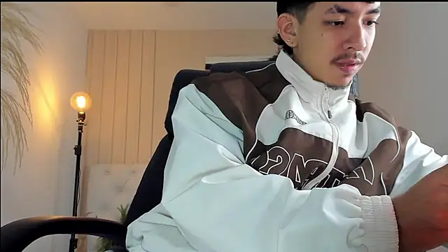 ISAAC CRYSTON online show from 11.28.25