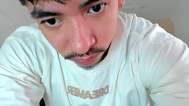 ISAAC CRYSTON online show from 01.08.26