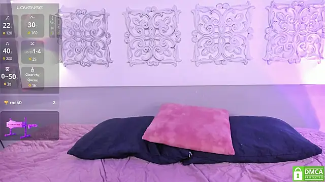 Snapshot of cloe_palmer chatting on 02.04.25 cloe palmer online show from 02.04.25