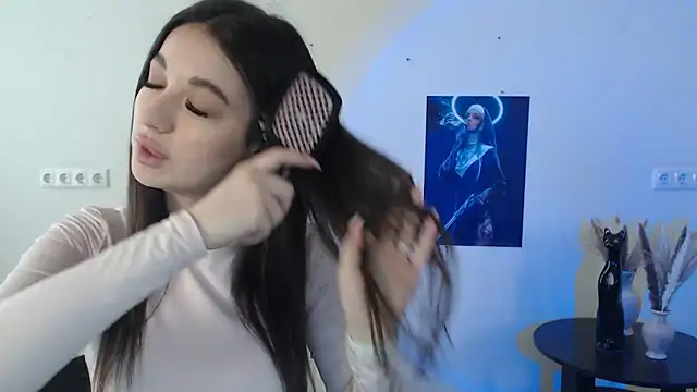 Eva Eldis online show from 03.17.25