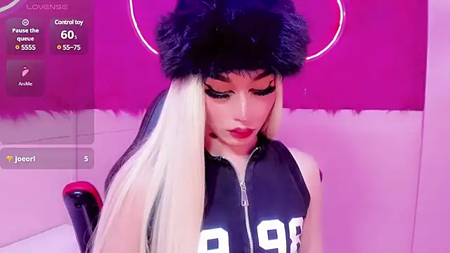 Snapshot of Irina_milkmaid chatting on 03.04.25 Irina milkmaid online show from 03.04.25