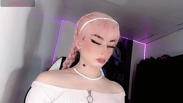 Snapshot of Irina_milkmaid chatting on 03.10.25 Irina milkmaid online show from 03.10.25