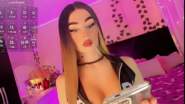 Snapshot of Irina_milkmaid chatting on 12.05.25 Irina milkmaid online show from 12.05.25