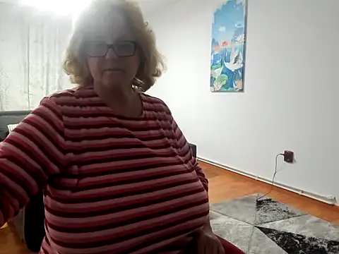 NoraJohnson6 online show from 10.02.25