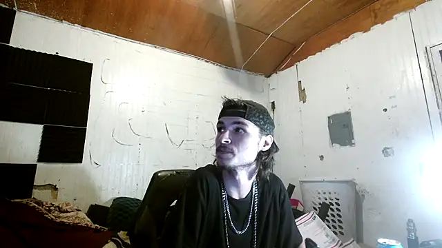 nuttyking2022 online show from 10.27.25