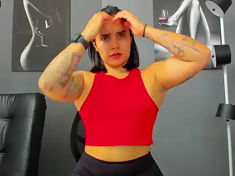 Snapshot of karlyjons12 chatting on 09.22.25 karlyjons12 online show from 09.22.25