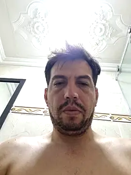 Snapshot of reyarturs13 chatting on 03.01.25 reyarturs13 online show from 03.01.25