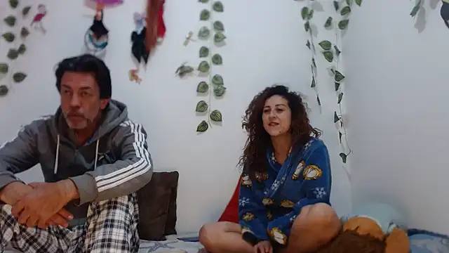 jeans and emma online show from 03.07.25