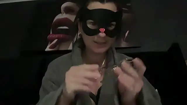 Loveblackzilla online show from 02.17.25