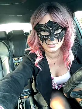 Loveblackzilla online show from 11.26.25