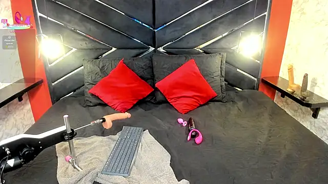 IVISBOUNCYASS online show from 01.18.26