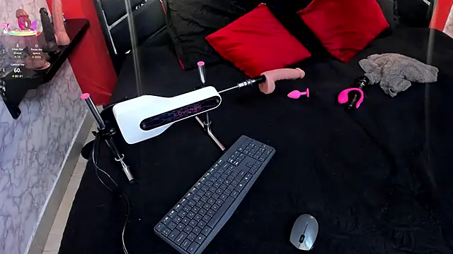 IVISBOUNCYASS online show from 03.01.26