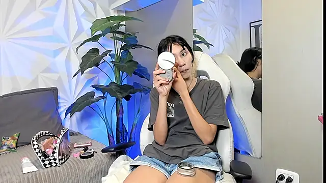 Miaa Lee7 online show from 11.11.25