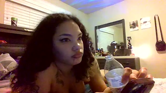 tastylolaaa online show from 02.04.25