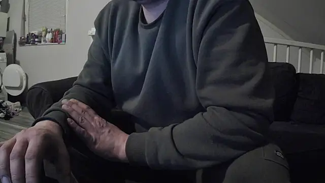 YourLoveBoyKevin online show from 02.11.25