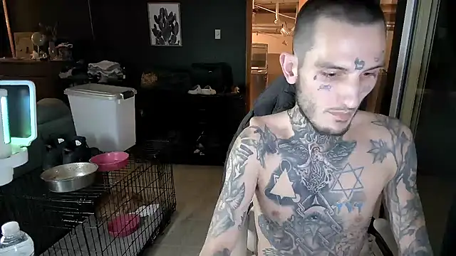 Snapshot of BadJewfucks chatting on 01.06.26 BadJewfucks online show from 01.06.26