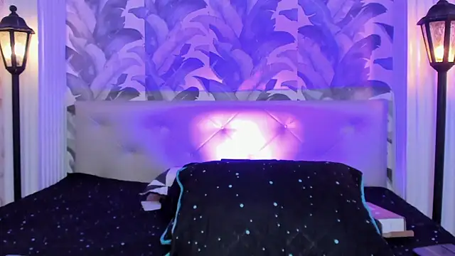 Snapshot of Sami_Evanns chatting on 11.25.25 Sami Evanns online show from 11.25.25