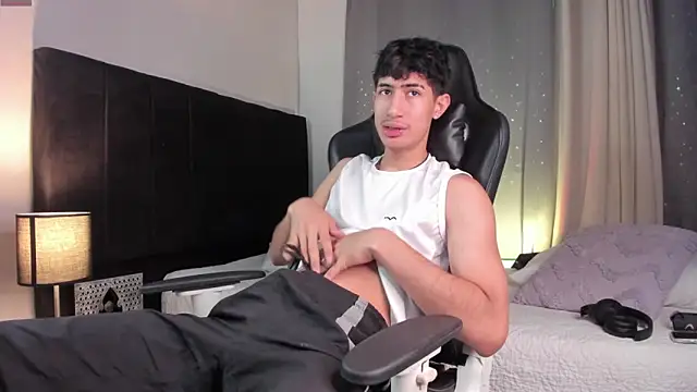 NovaaWheler online show from 09.15.25