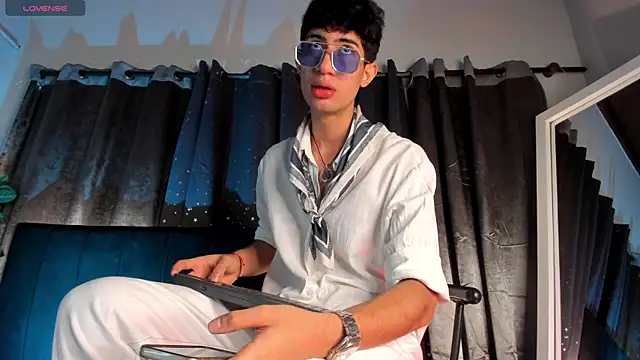 NovaaWheler online show from 02.13.26