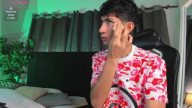 NovaaWheler online show from 03.11.26