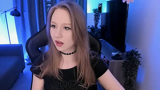 Snapshot of DariaTate chatting on 03.15.26 DariaTate online show from 03.15.26